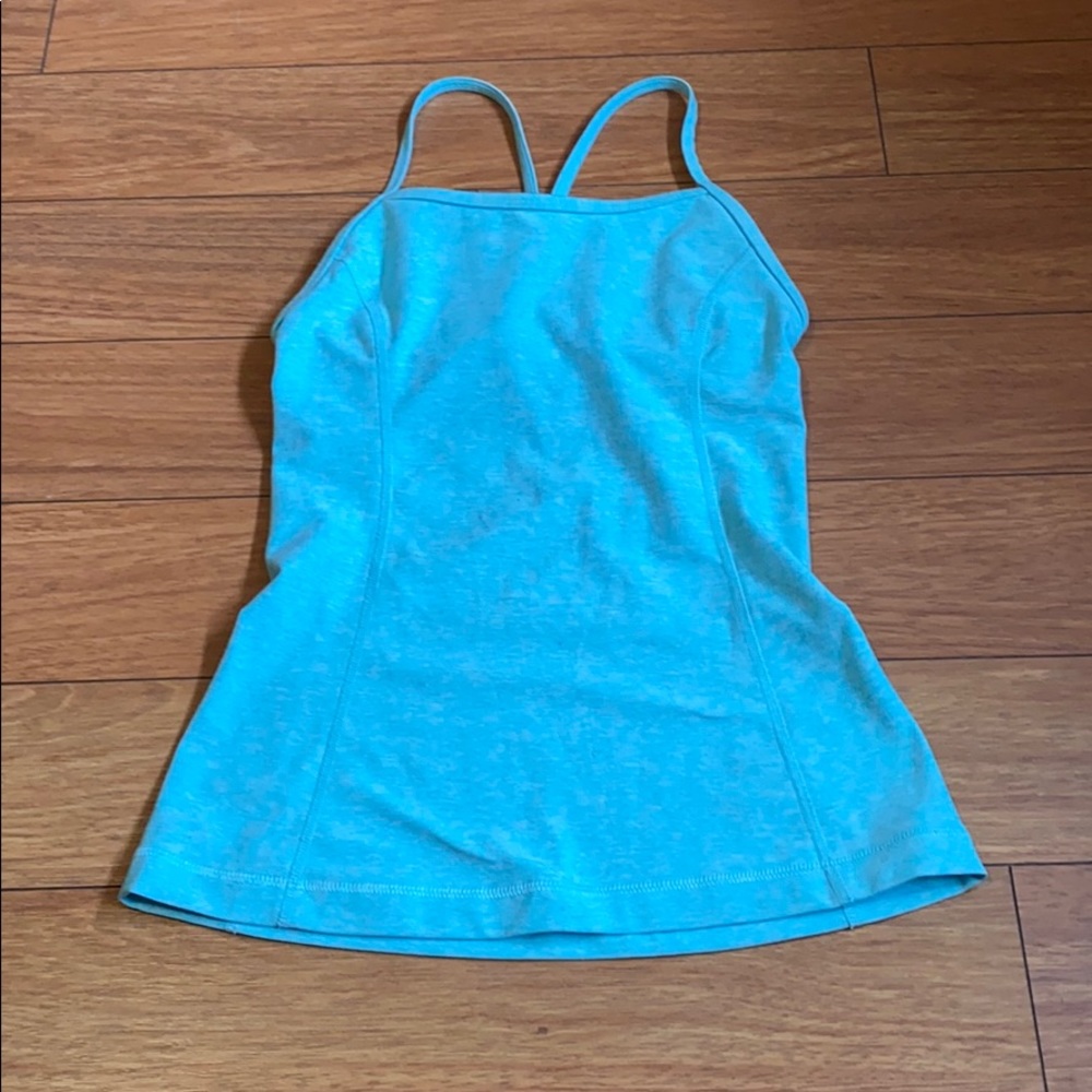 Under armour tank